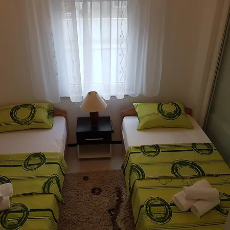 Πανσιόν A&o 3*