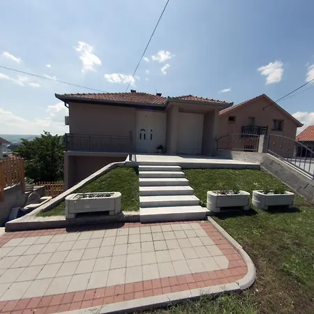 Πανσιόν A&o 3*